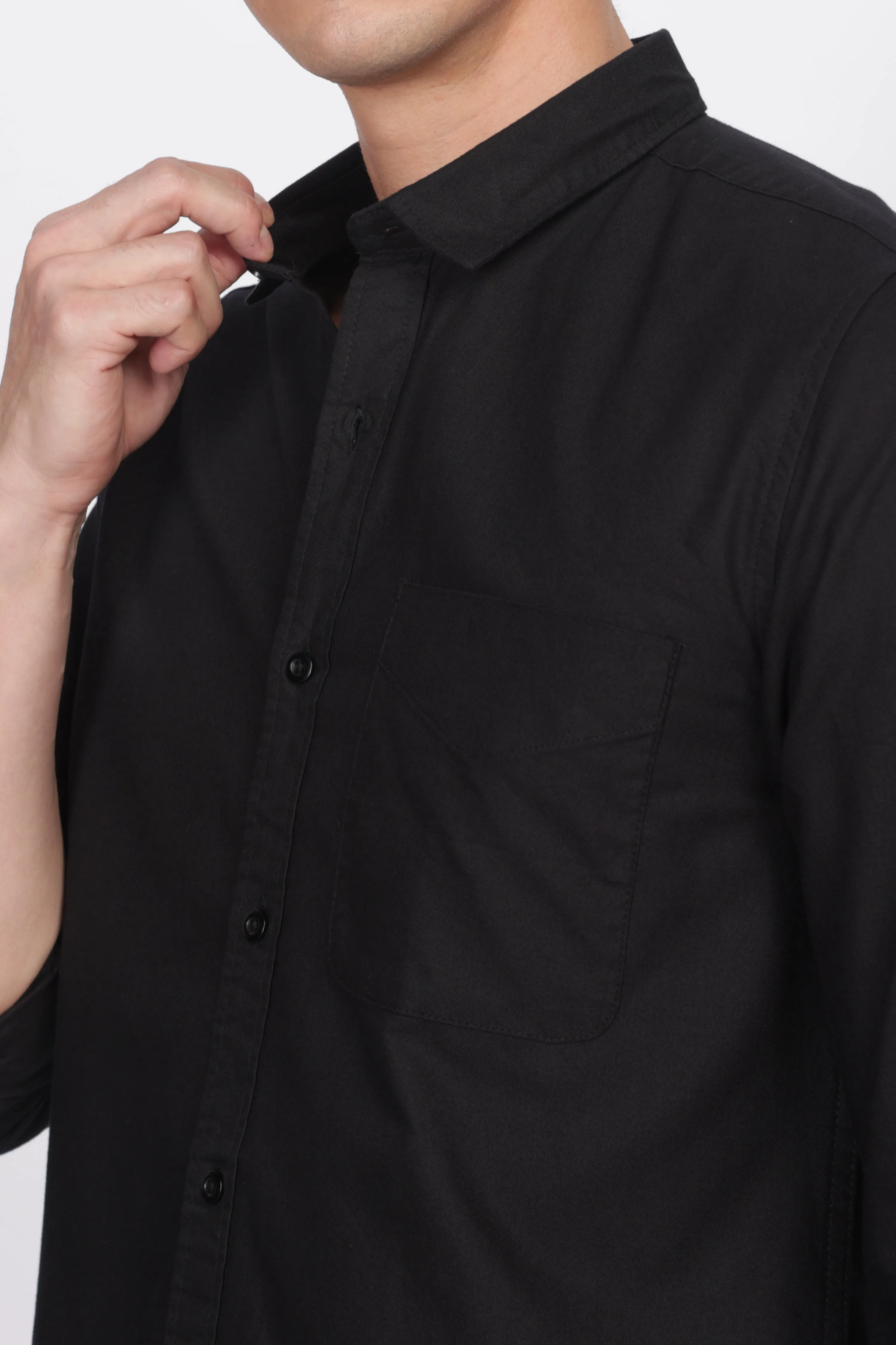 Black Regular Fit Plain Full Sleeve Shirt