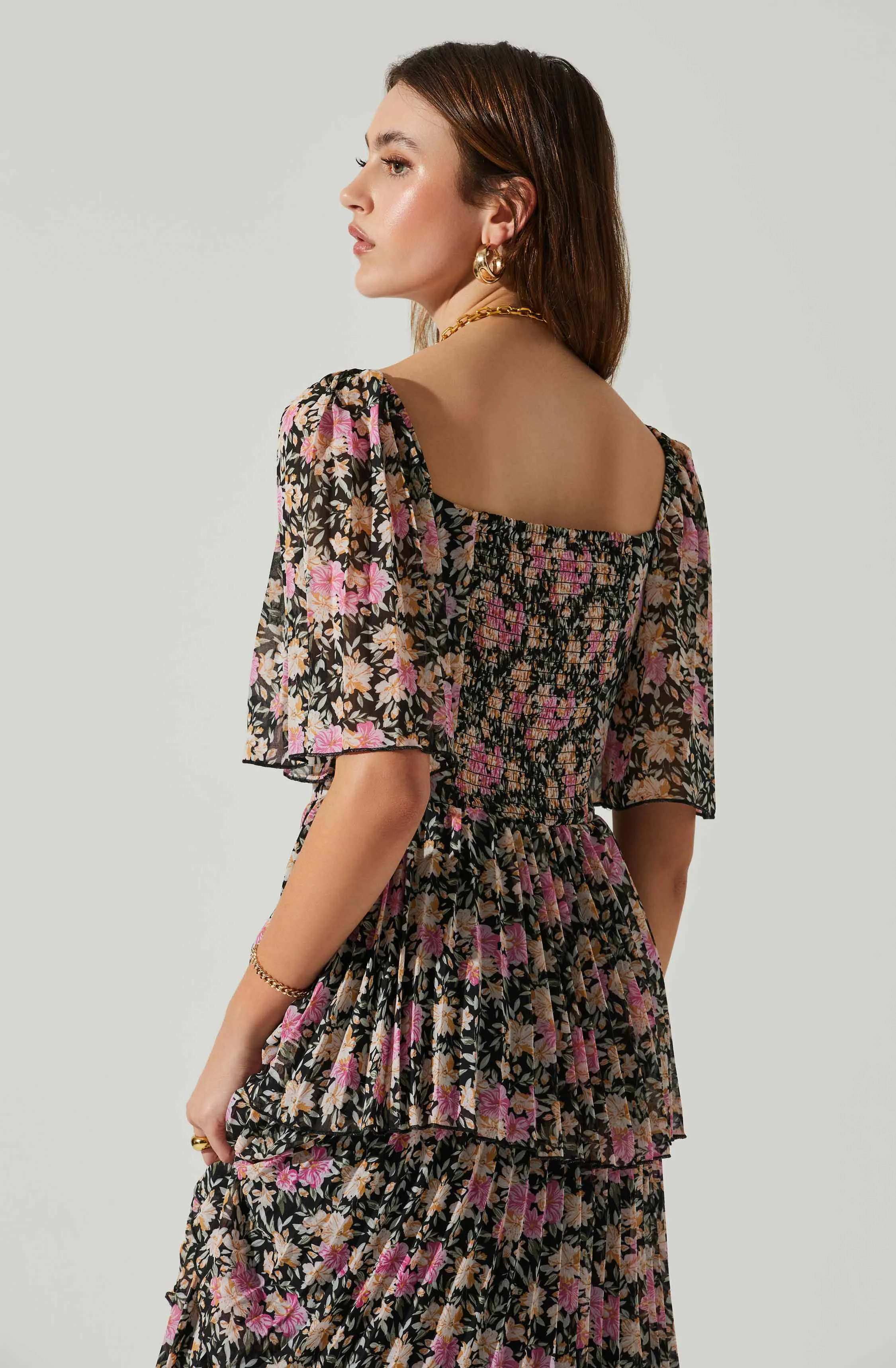 Gracelynn Tiered Short Sleeve Floral Maxi Dress