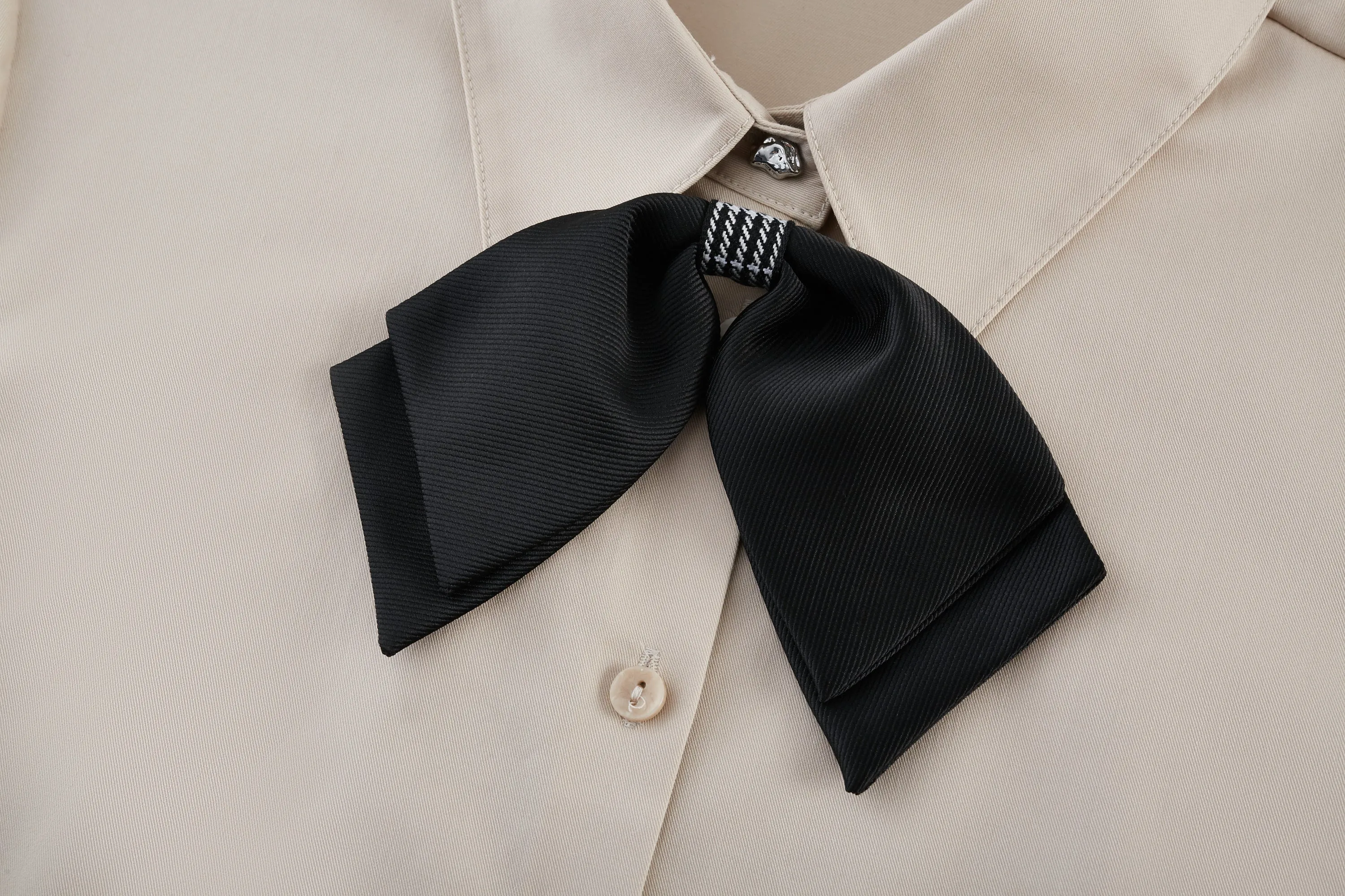 Polly Soft Touch Stretchable Twill Shirt with Detachable Tie