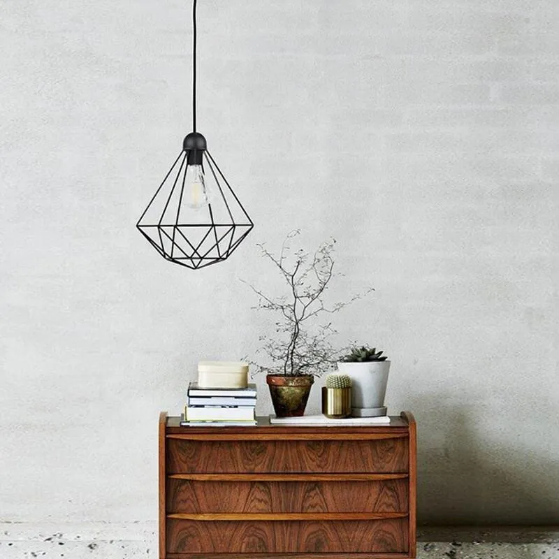 Tees Pendant Light in Black